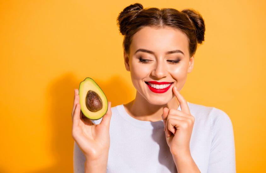 7 Foods that Help Your Skin Look Flawless